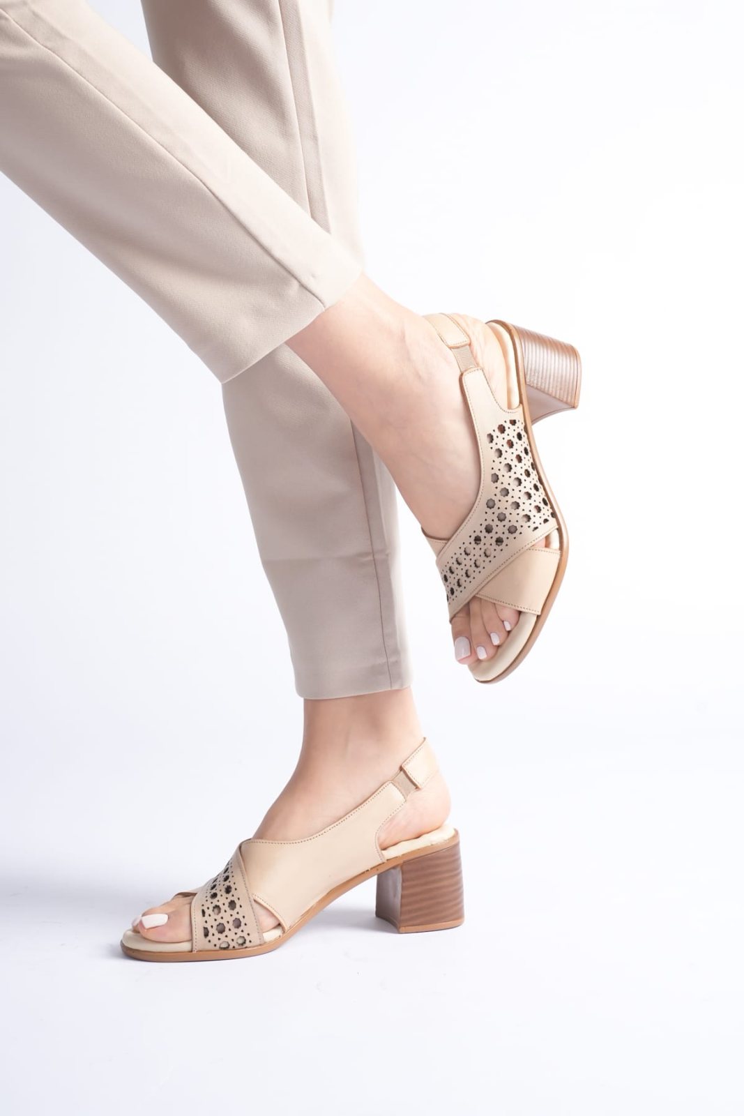 Genuine Leather Woman Sandal 4
