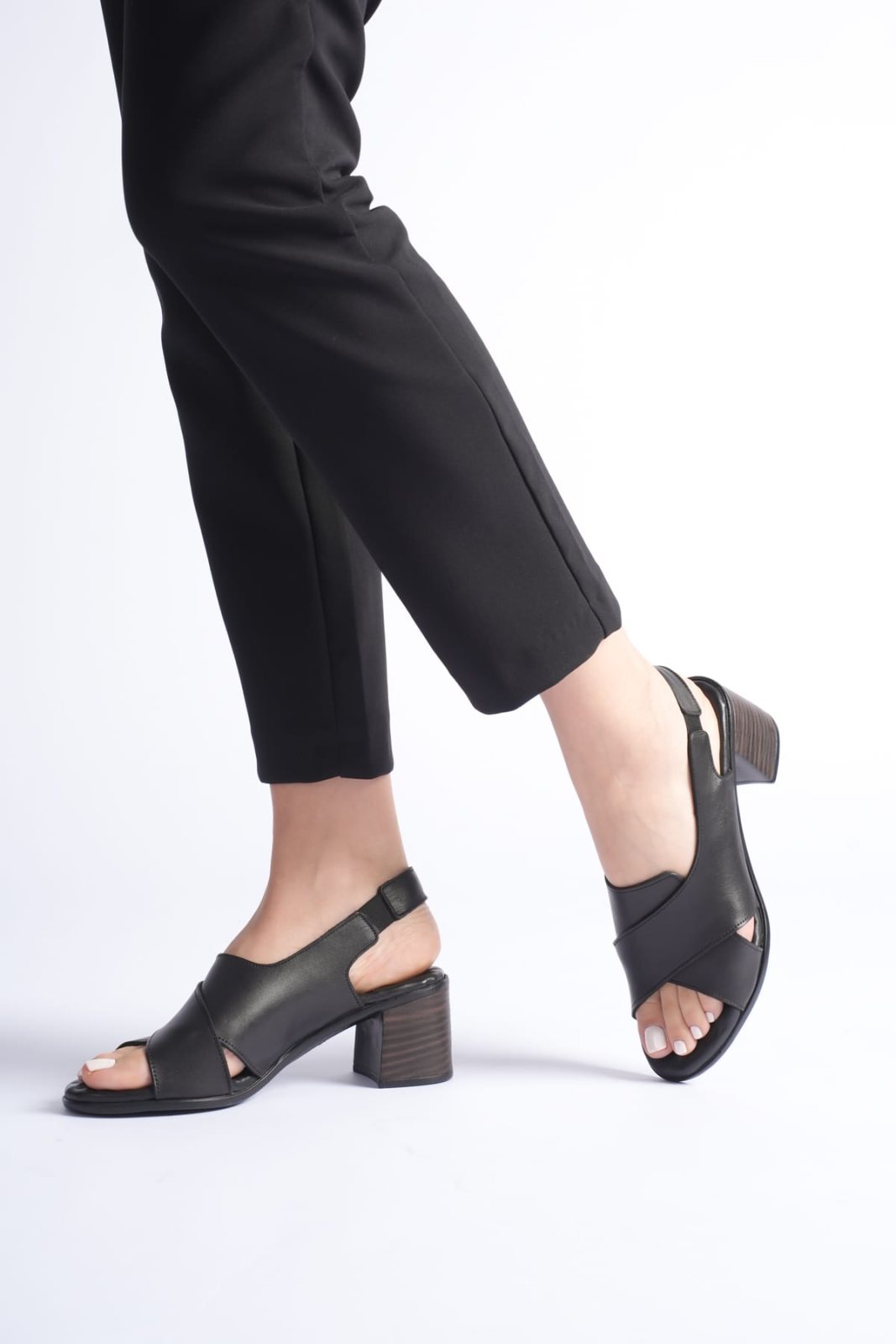 Genuine Leather Woman Sandal 4