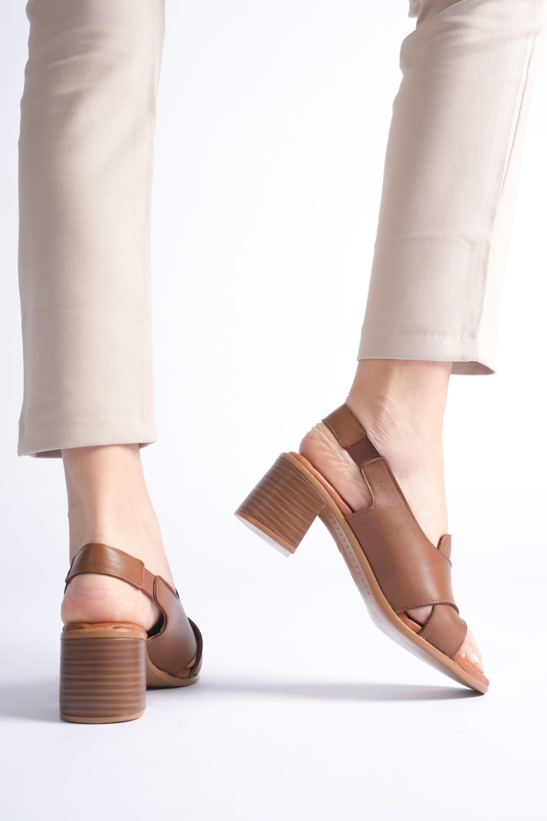 Genuine Leather Woman Sandal 12
