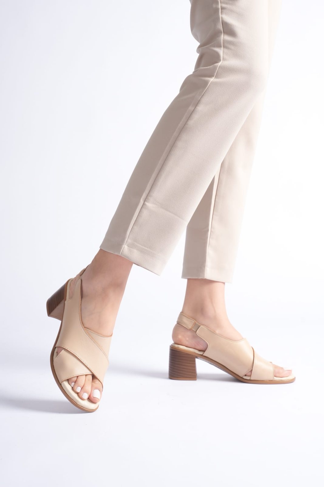 Genuine Leather Woman Sandal 7