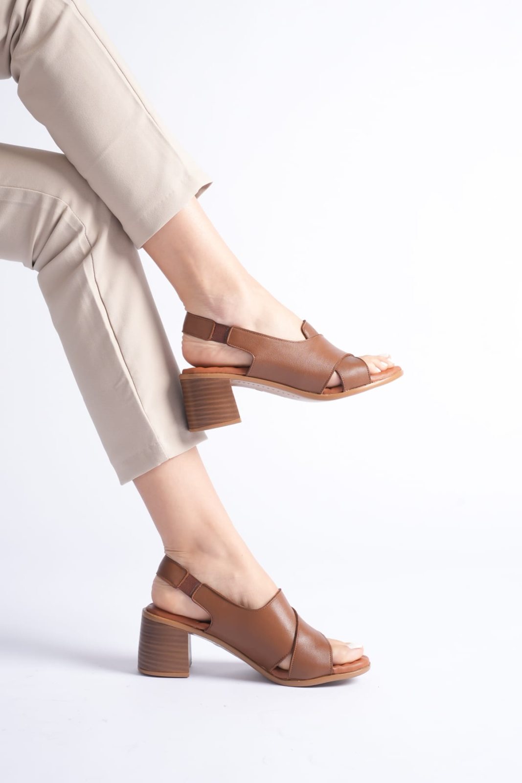 Genuine Leather Woman Sandal 11