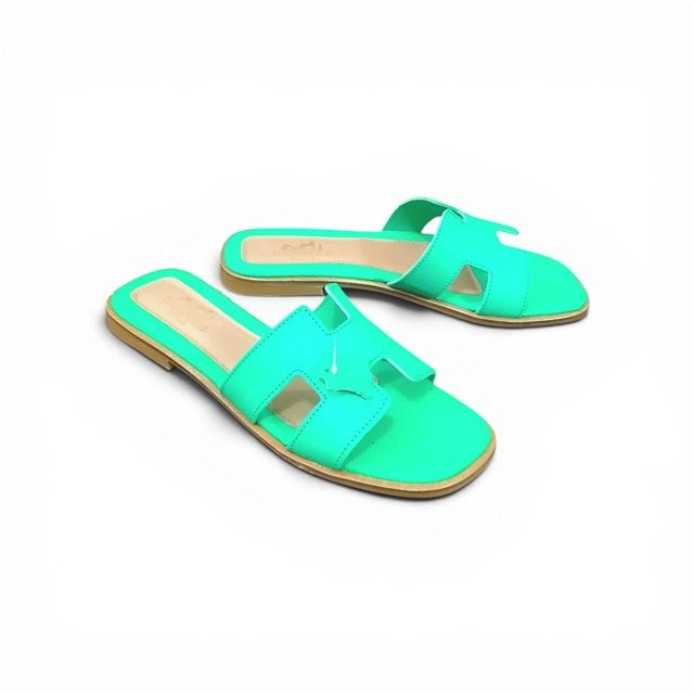 Genuine Leather Woman Slipper 15